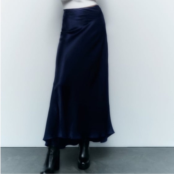 Zara Satin High Waist Midi Skirt in Navy Blue - Picture 3 of 12